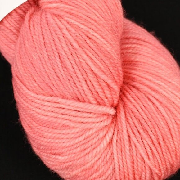 Midknit Cravings Sweet Sock Yarn Superwash Merino Nylon Hand Dyed Seashell Pink - Picture 2 of 3